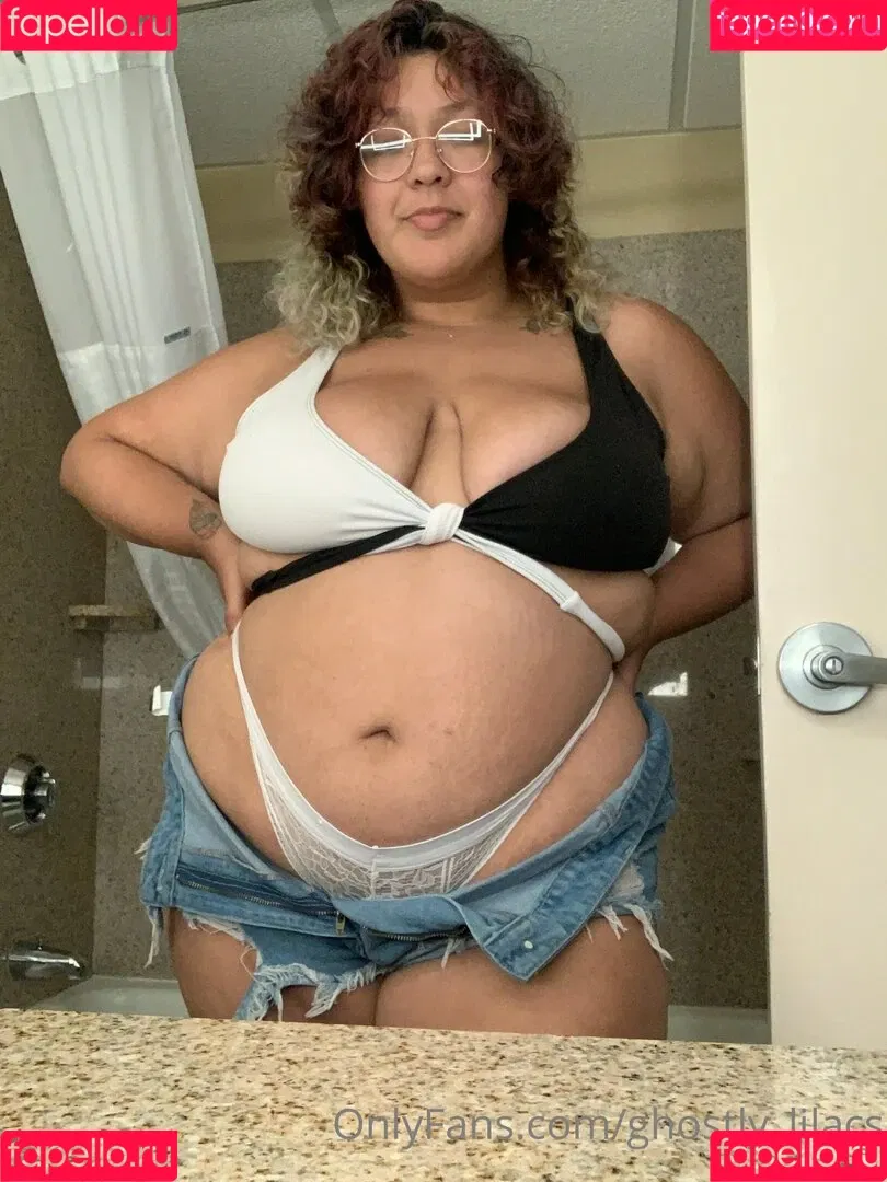 ghostly_lilacs Onlyfans Photo Gallery 