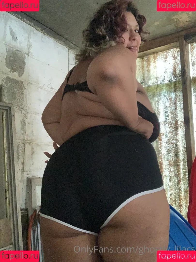 ghostly_lilacs Onlyfans Photo Gallery 