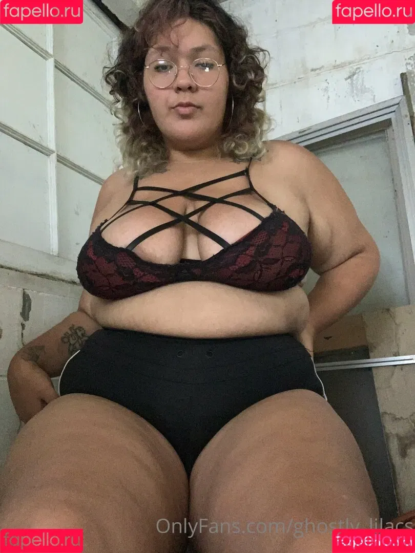 ghostly_lilacs Onlyfans Photo Gallery 
