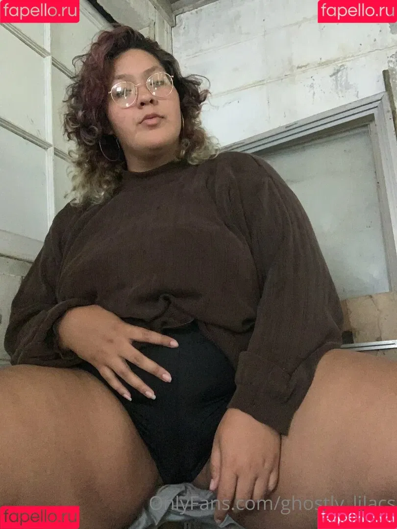 ghostly_lilacs Onlyfans Photo Gallery 