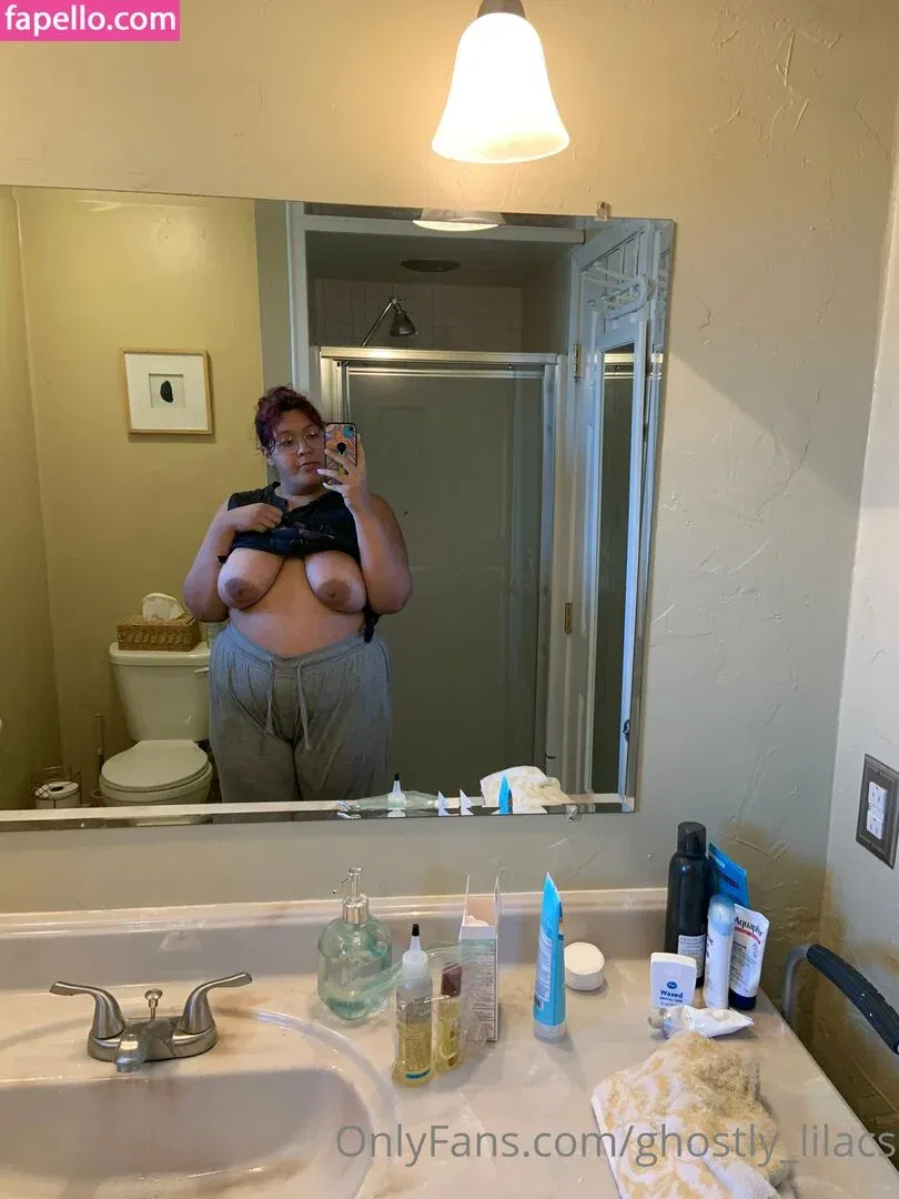 ghostly_lilacs Onlyfans Photo Gallery 