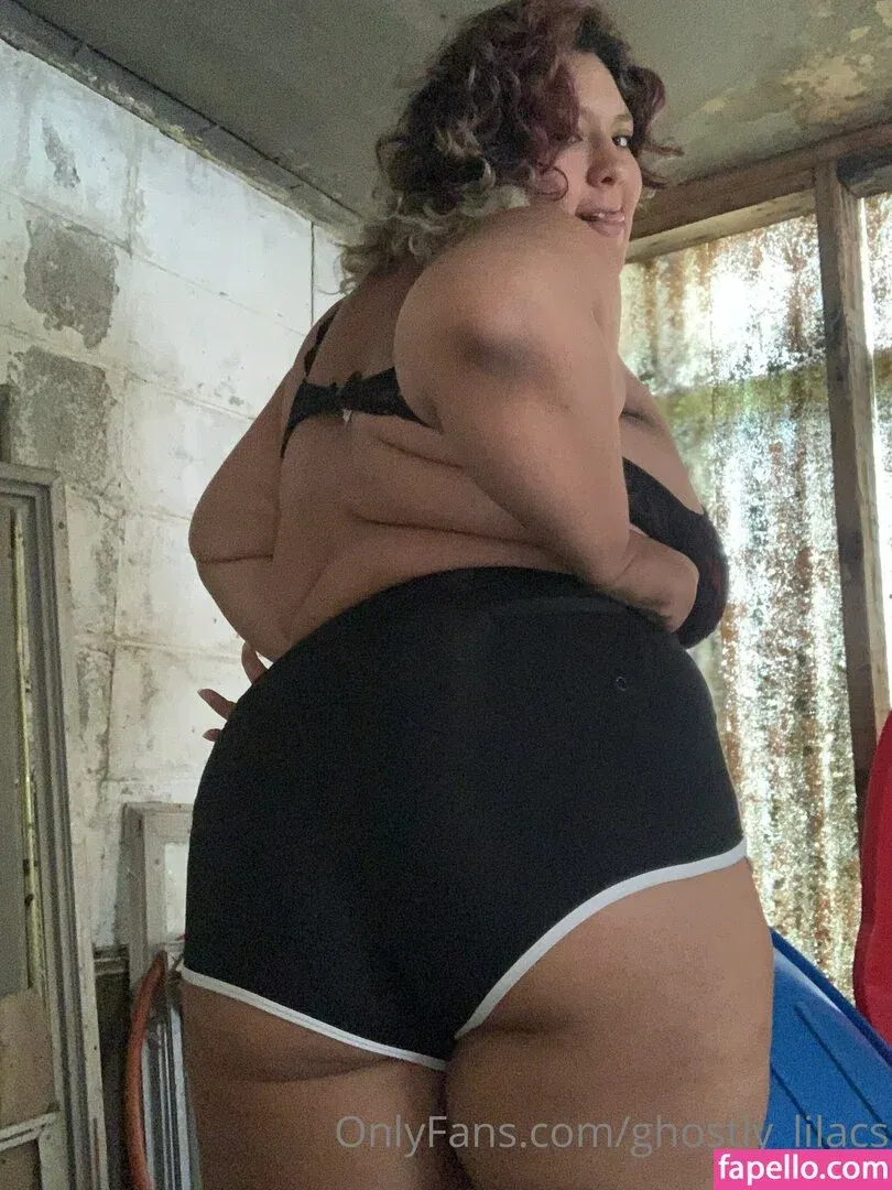 ghostly_lilacs Onlyfans Photo Gallery 