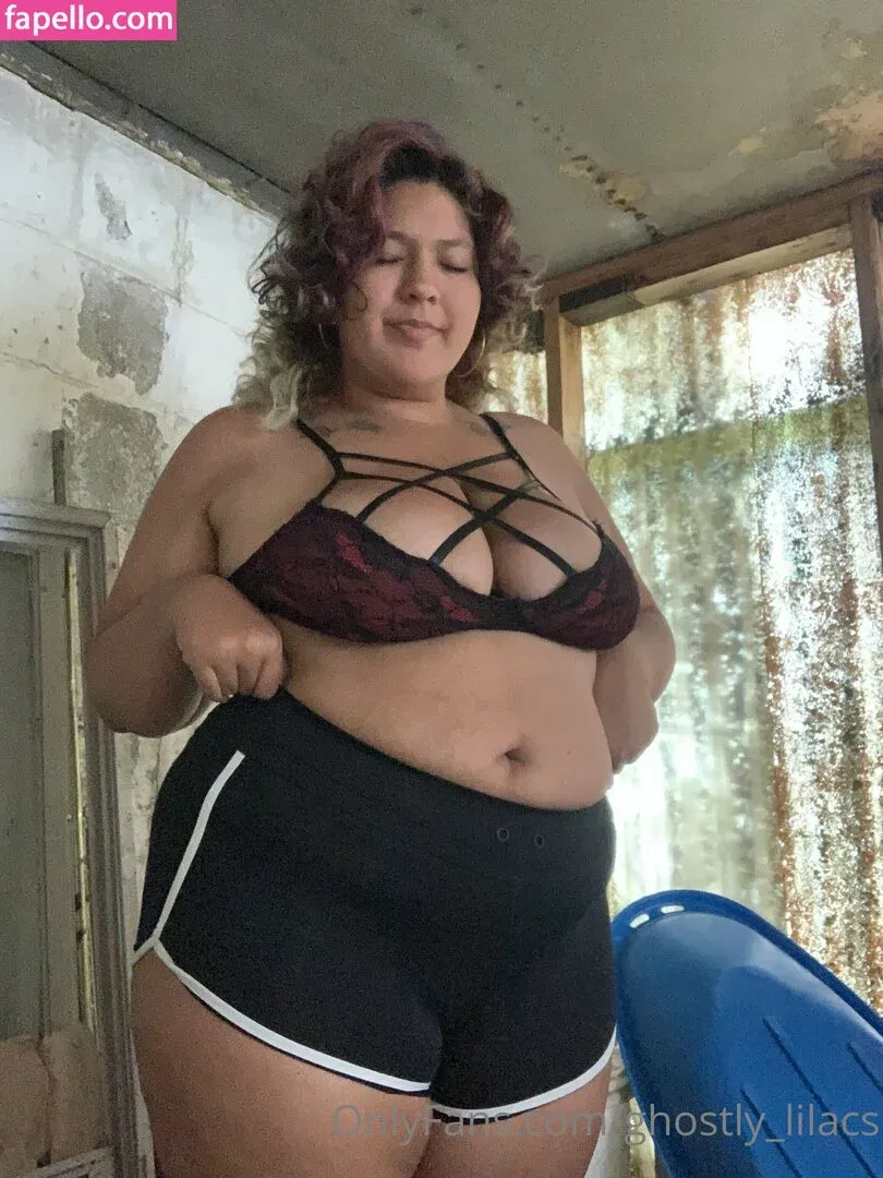 ghostly_lilacs Onlyfans Photo Gallery 