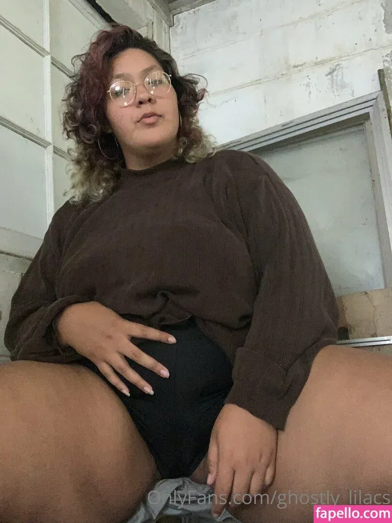 ghostly_lilacs Onlyfans Photo Gallery 