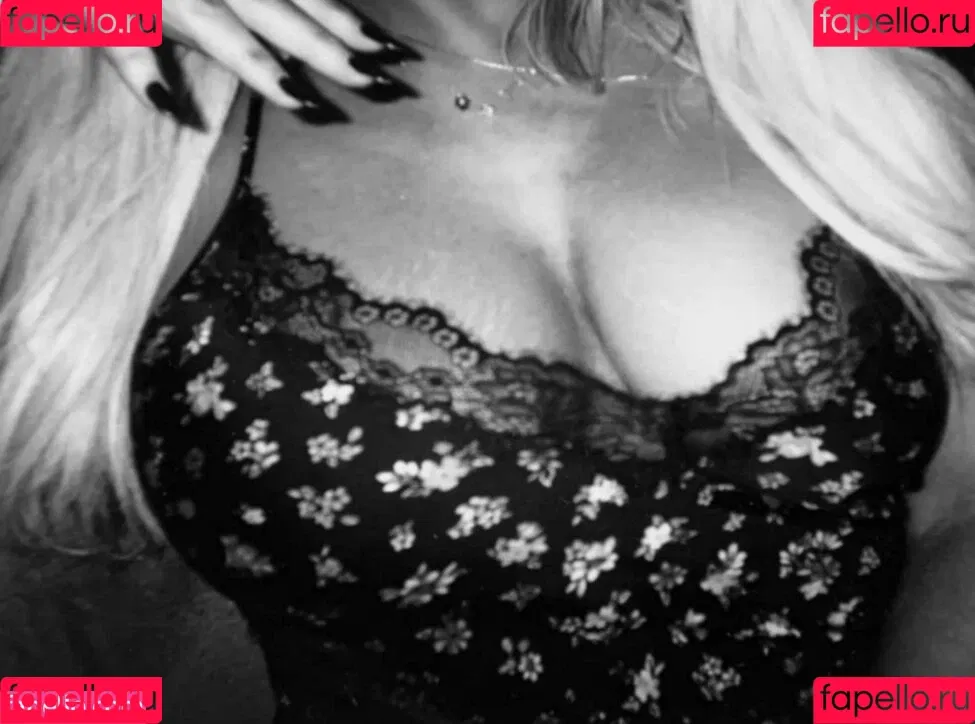 Violet Benson Onlyfans Photo Gallery 