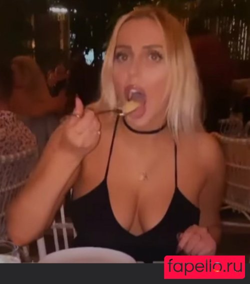 Violet Benson Onlyfans Photo Gallery 