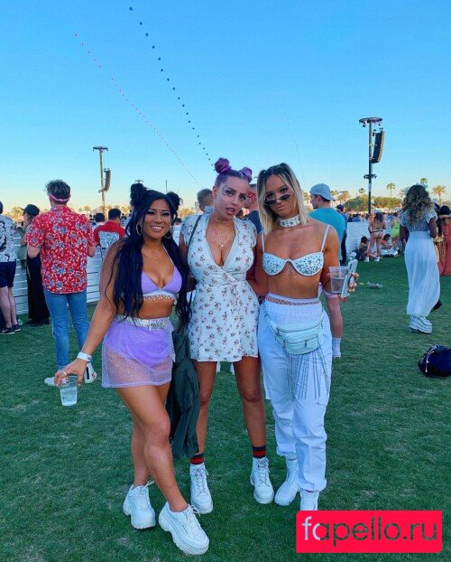 Violet Benson Onlyfans Photo Gallery 