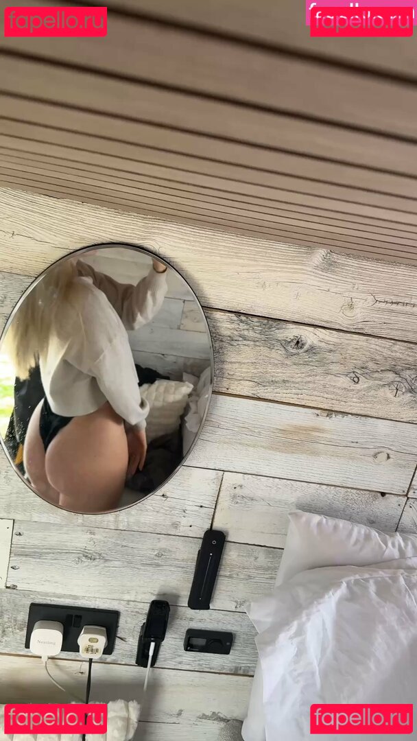 Tiasvanlife Nude Onlyfans Photo 5
