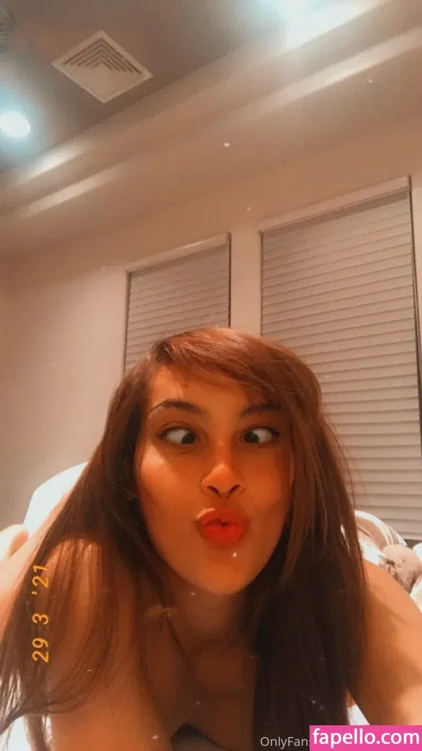 Sophia Sultry Onlyfans Photo Gallery 