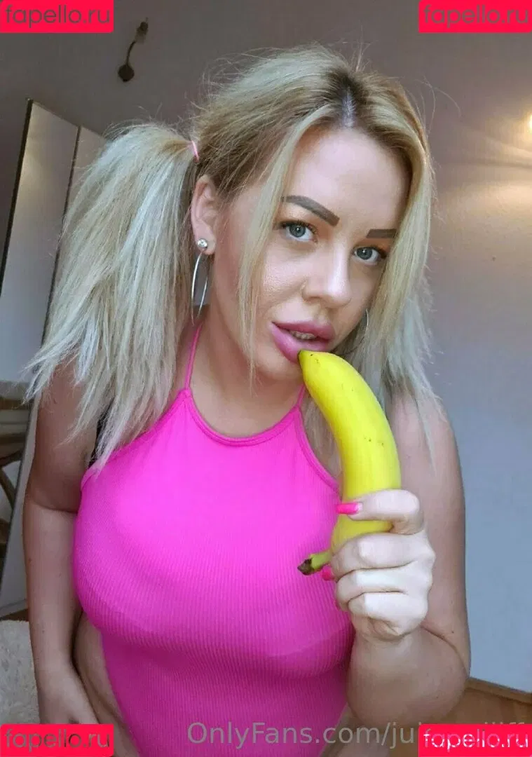 fierymommy Onlyfans Photo Gallery 