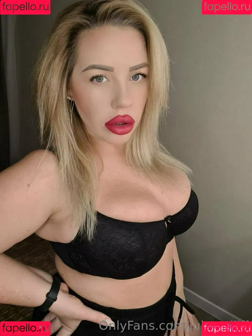 fierymommy Onlyfans Photo Gallery 