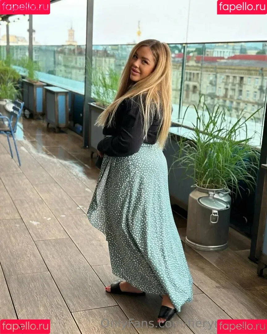 fierymommy Onlyfans Photo Gallery 