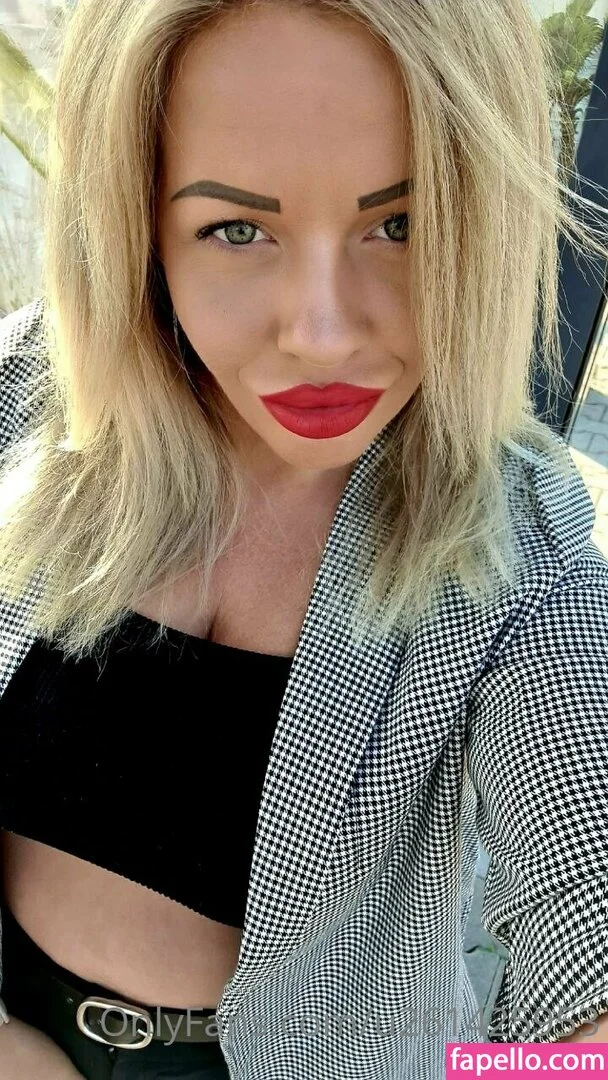 fierymommy Onlyfans Photo Gallery 