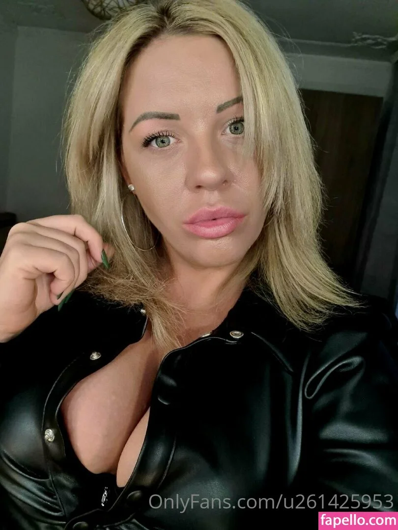 fierymommy Onlyfans Photo Gallery 
