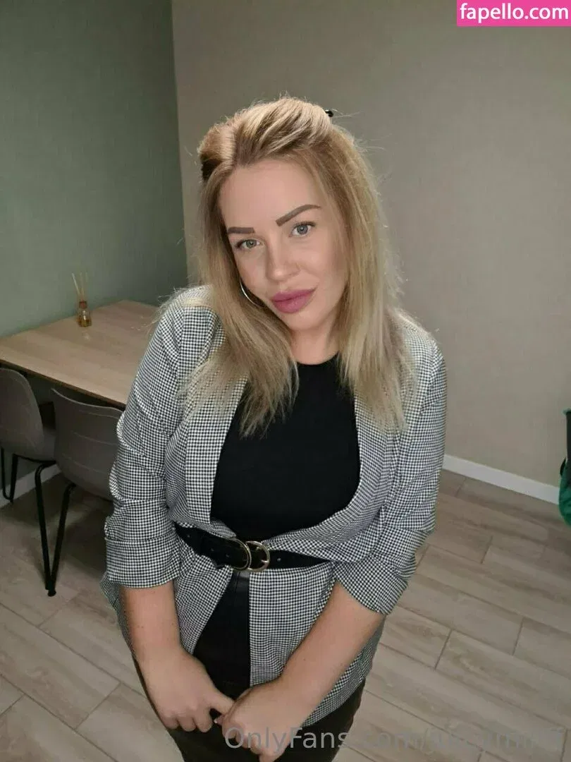 fierymommy Onlyfans Photo Gallery 