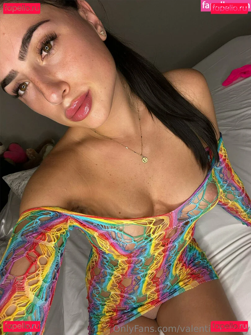 valentina.study Onlyfans Photo Gallery 