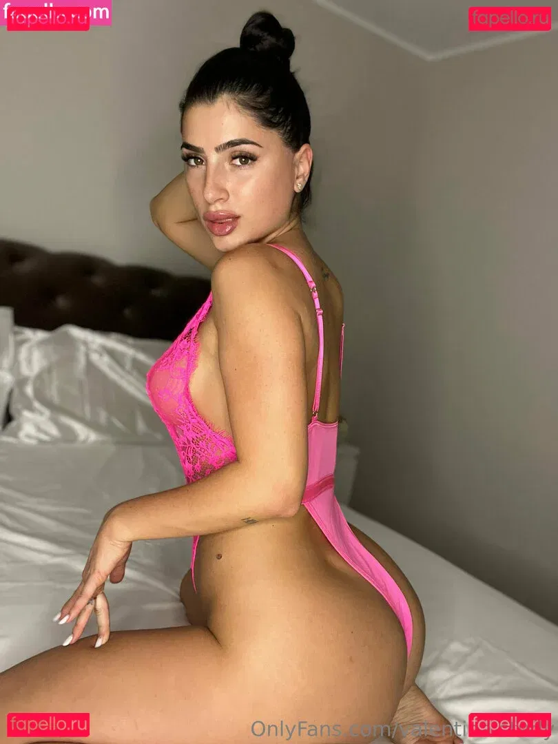 valentina.study Onlyfans Photo Gallery 