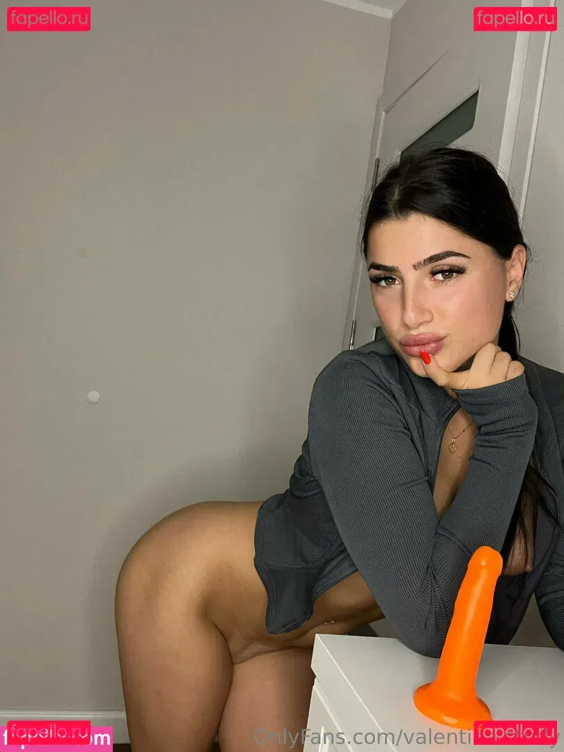 valentina.study Onlyfans Photo Gallery 