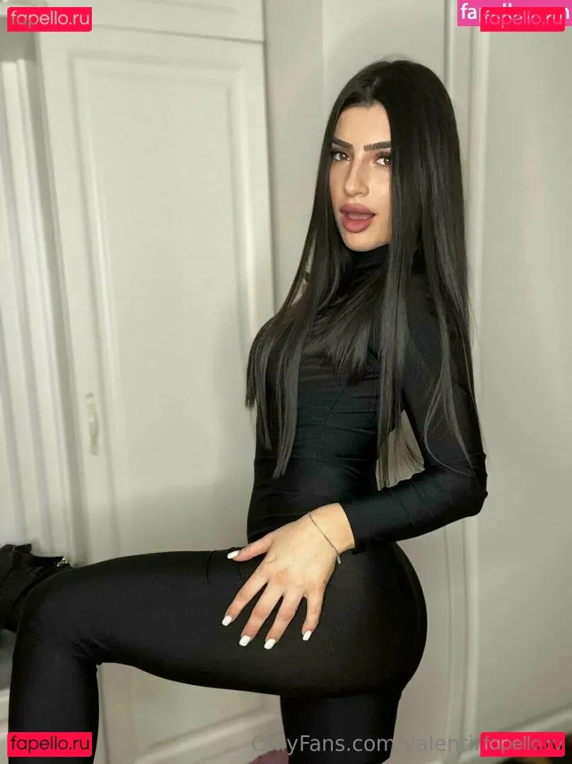 valentina.study Onlyfans Photo Gallery 