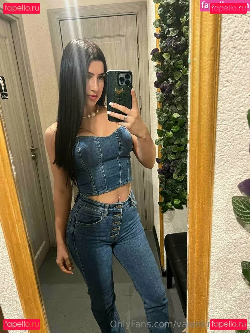 valentina.study Onlyfans Photo Gallery 
