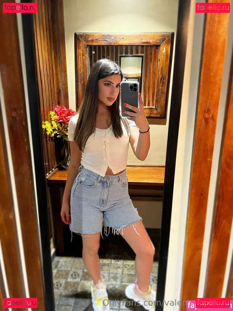 valentina.study Onlyfans Photo Gallery 