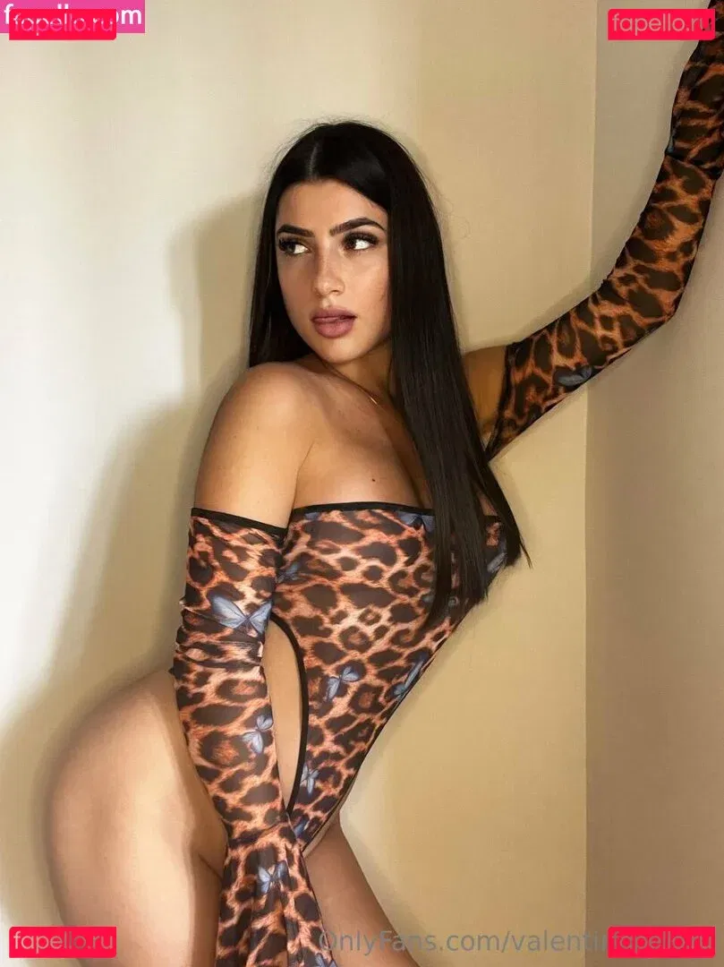 valentina.study Onlyfans Photo Gallery 