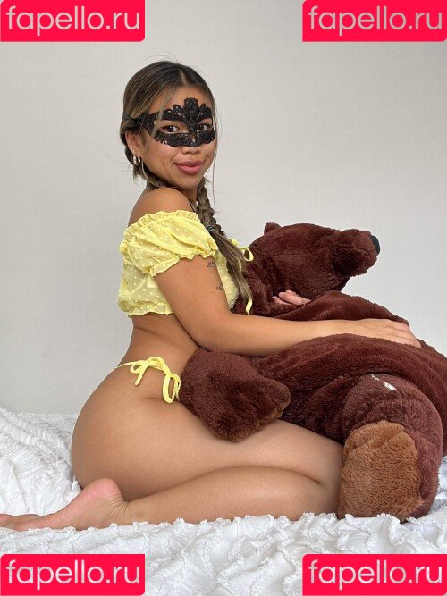 heyitsnamii Onlyfans Photo Gallery 