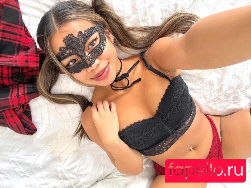 heyitsnamii Onlyfans Photo Gallery 