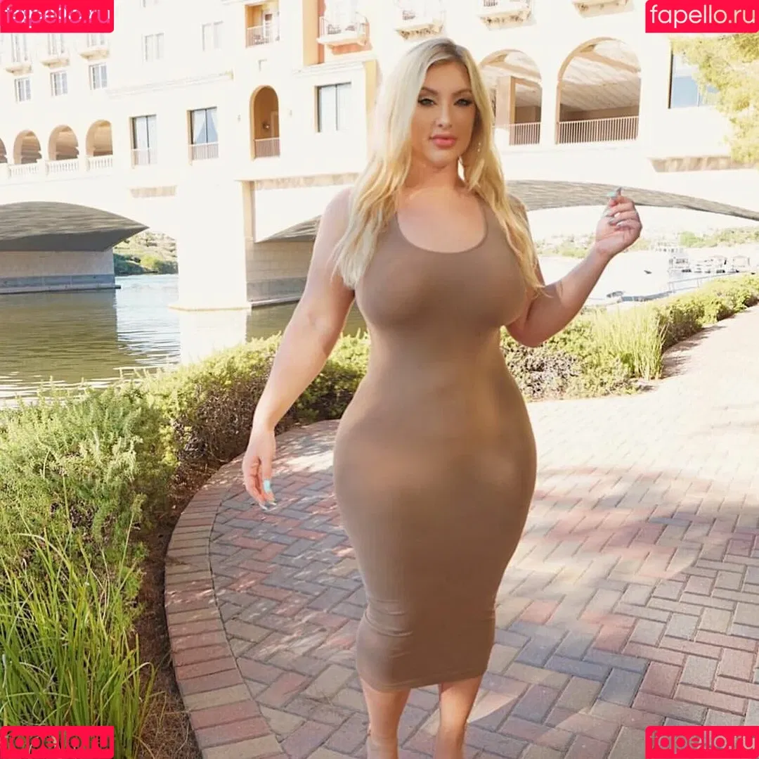 Taya Christian Onlyfans Photo Gallery 