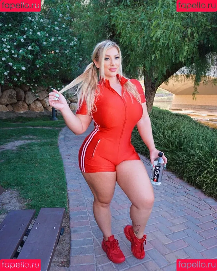 Taya Christian Onlyfans Photo Gallery 