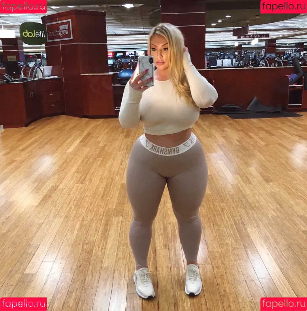 Taya Christian Onlyfans Photo Gallery 