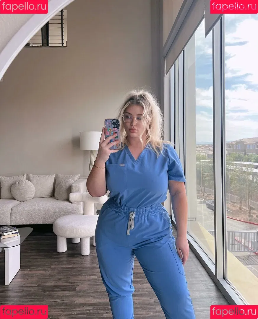 Taya Christian Onlyfans Photo Gallery 