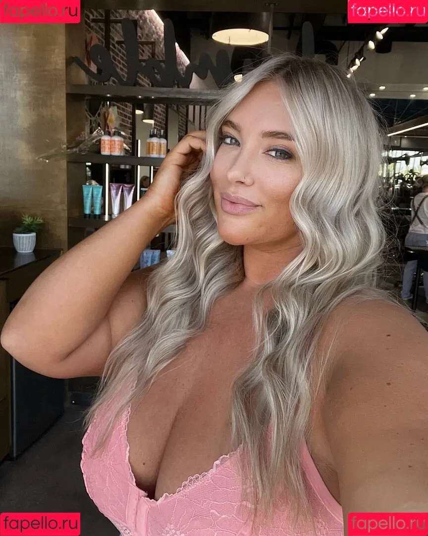 Taya Christian Onlyfans Photo Gallery 