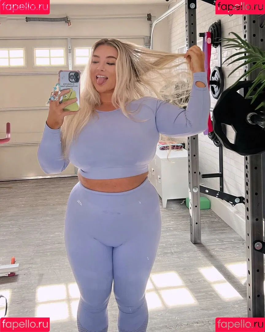 Taya Christian Onlyfans Photo Gallery 