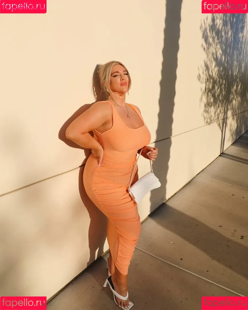 Taya Christian Onlyfans Photo Gallery 