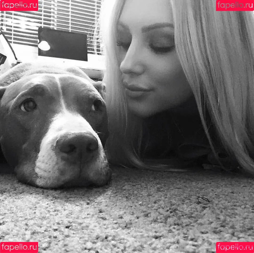 Taya Christian Onlyfans Photo Gallery 