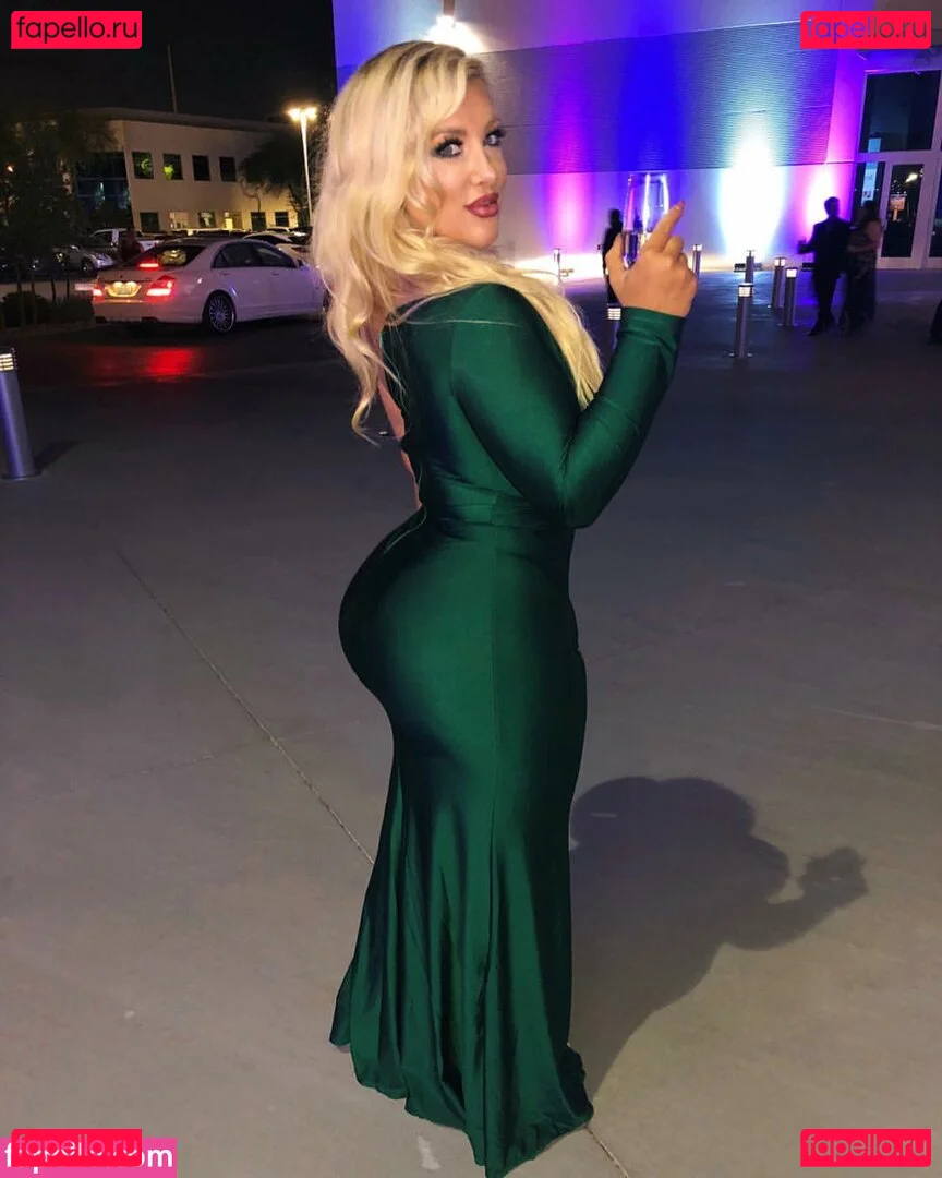 Taya Christian Onlyfans Photo Gallery 