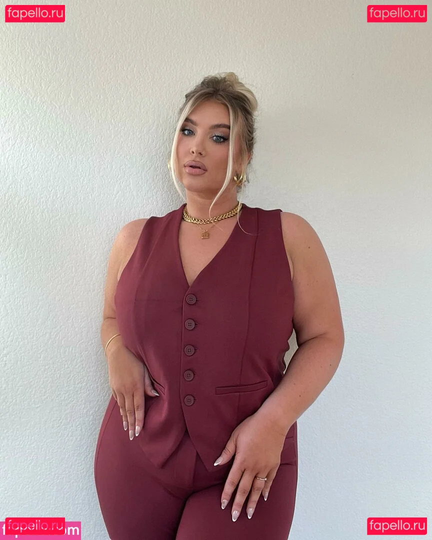 Taya Christian Onlyfans Photo Gallery 