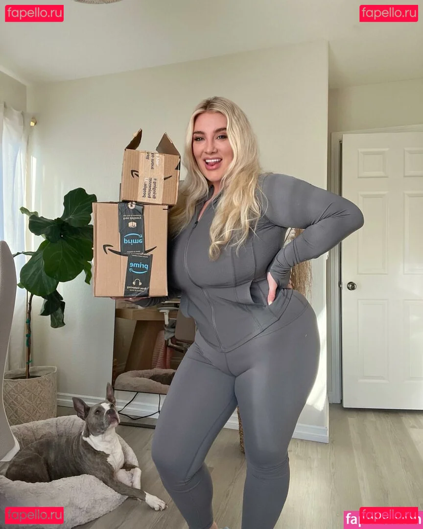 Taya Christian Onlyfans Photo Gallery 