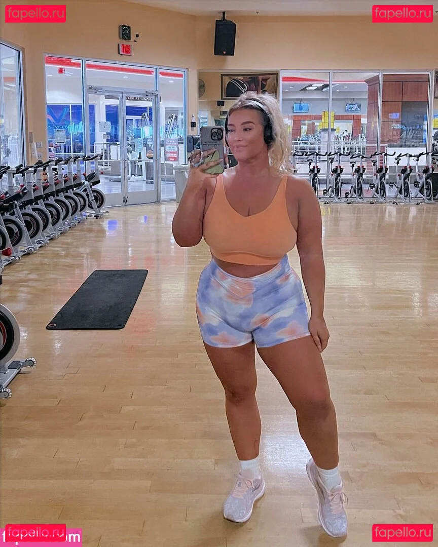 Taya Christian Onlyfans Photo Gallery 