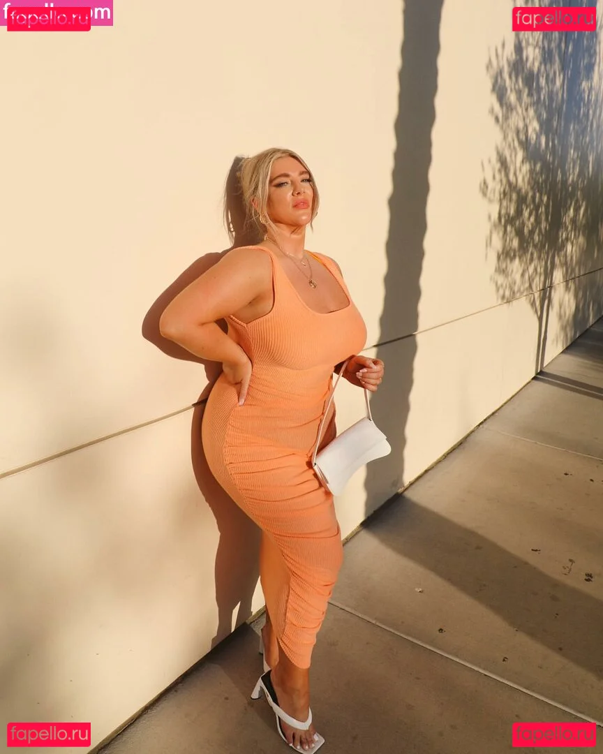 Taya Christian Onlyfans Photo Gallery 