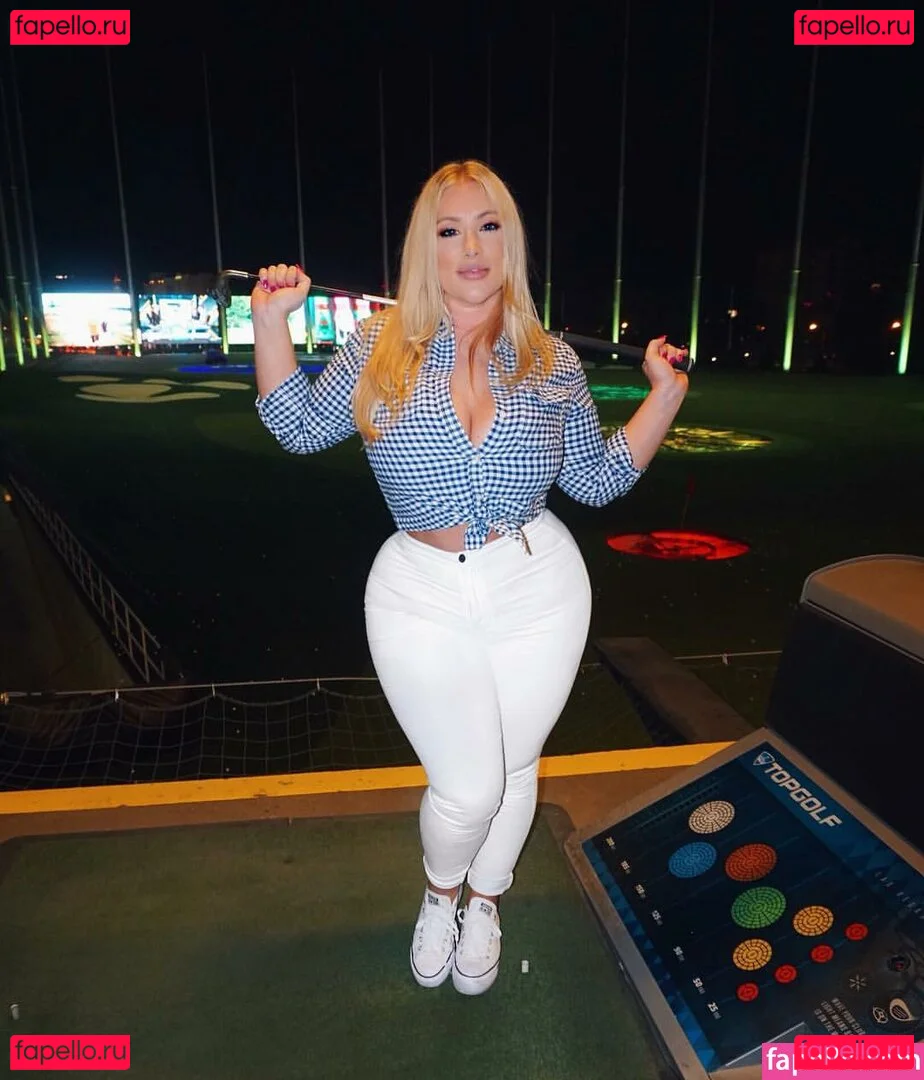 Taya Christian Onlyfans Photo Gallery 