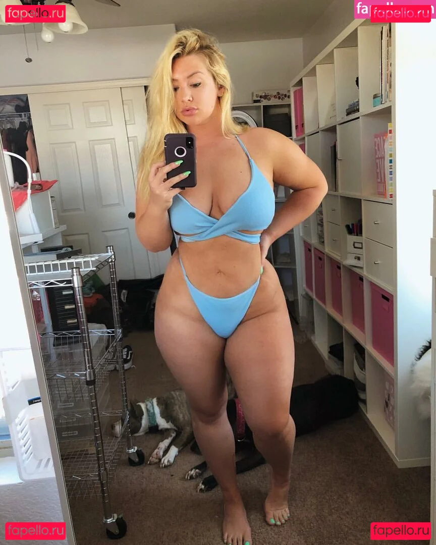 Taya Christian Onlyfans Photo Gallery 