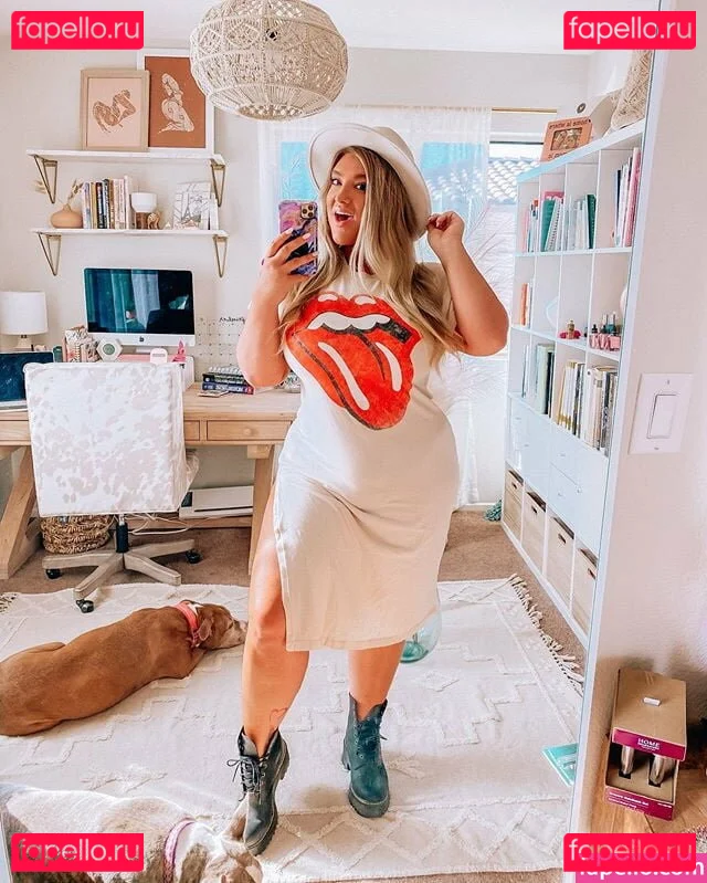 Taya Christian Onlyfans Photo Gallery 