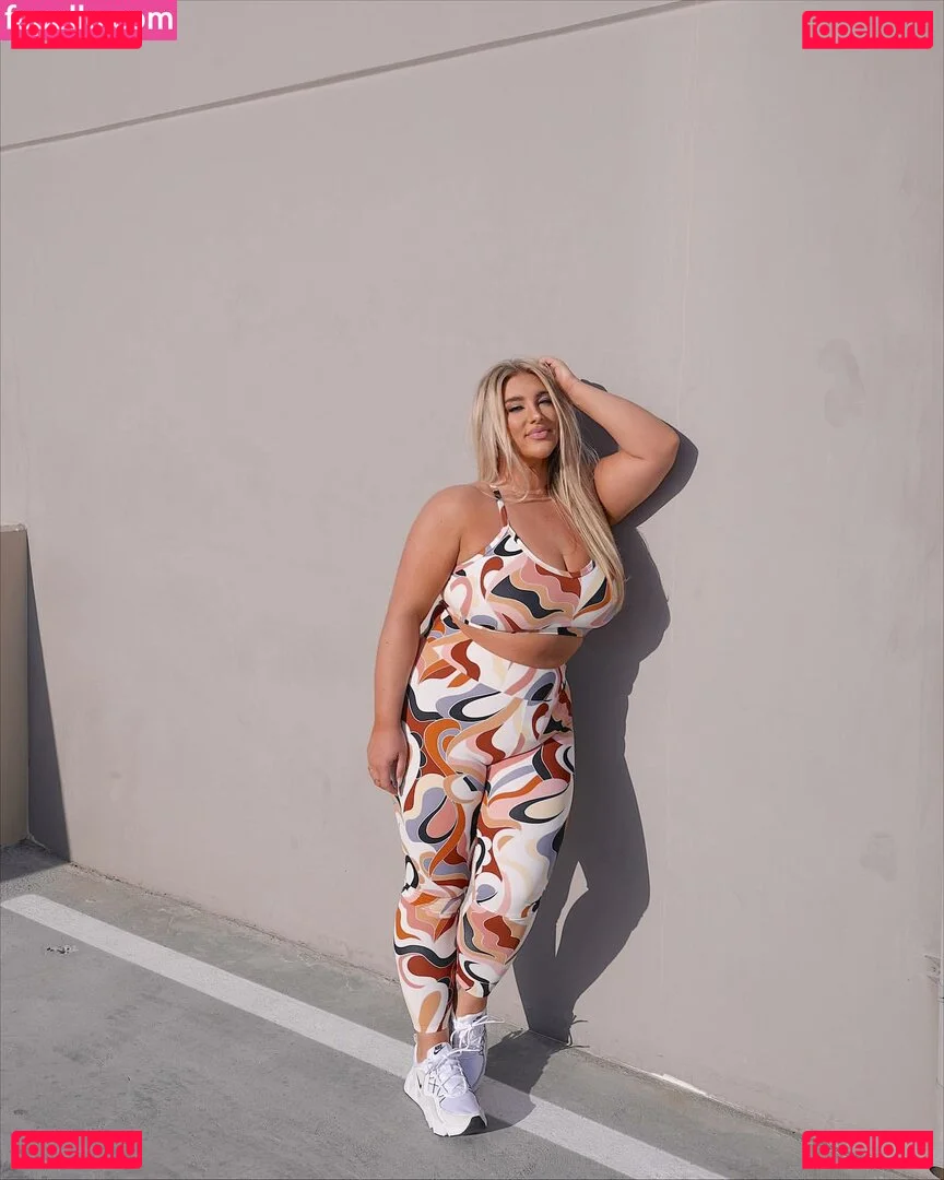 Taya Christian Onlyfans Photo Gallery 