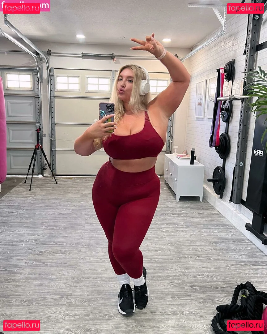 Taya Christian Onlyfans Photo Gallery 