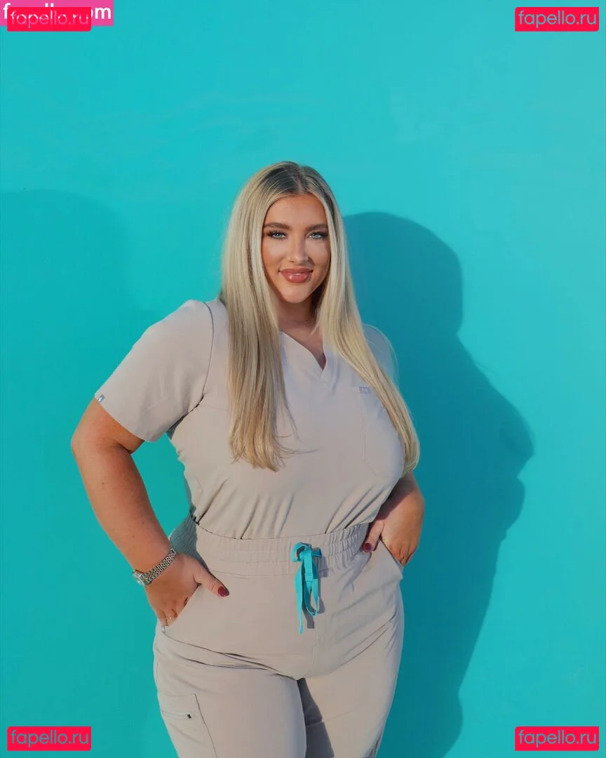 Taya Christian Onlyfans Photo Gallery 