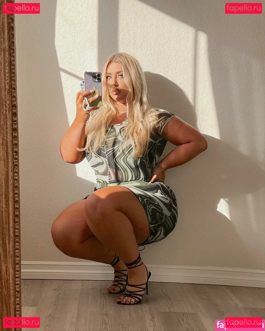 Taya Christian Onlyfans Photo Gallery 