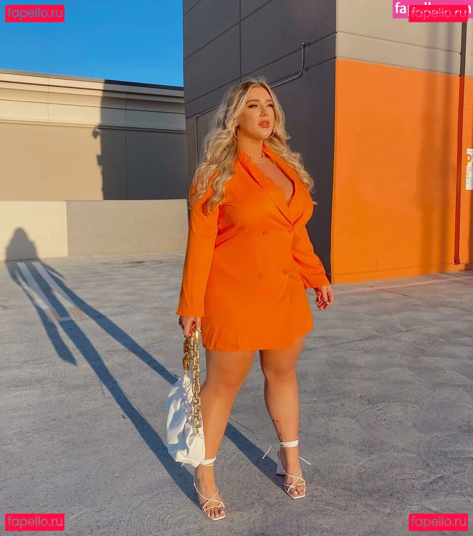 Taya Christian Onlyfans Photo Gallery 