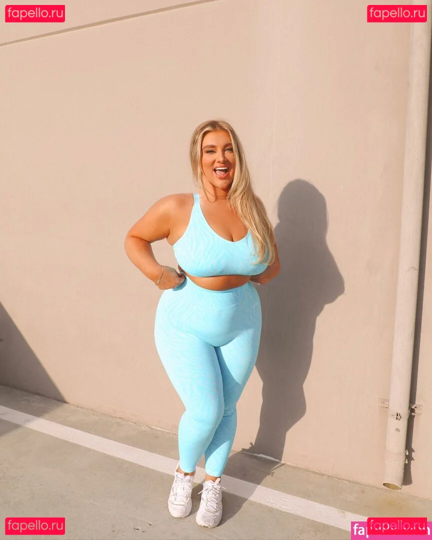 Taya Christian Onlyfans Photo Gallery 